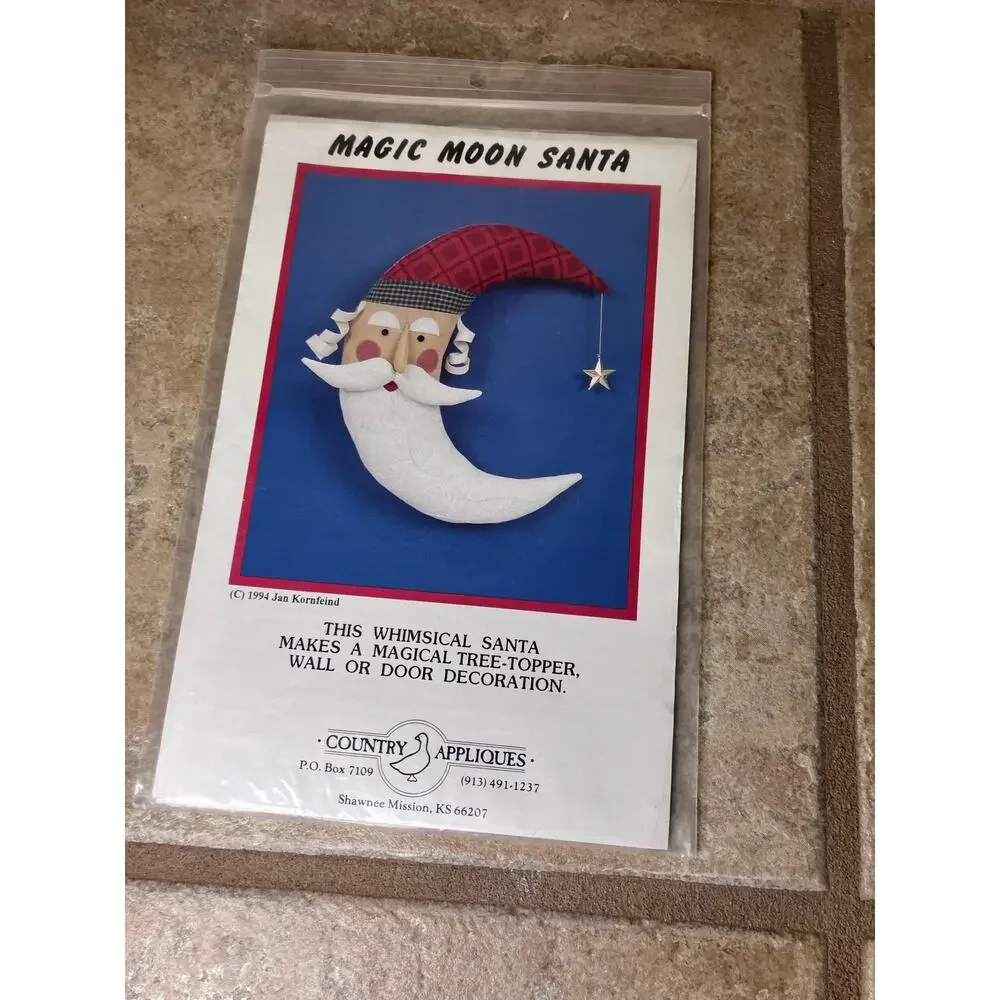 Santa Moon Sewing Pattern, Tree Topper Wall‎ or Door Decoration, Magic Moon 11”